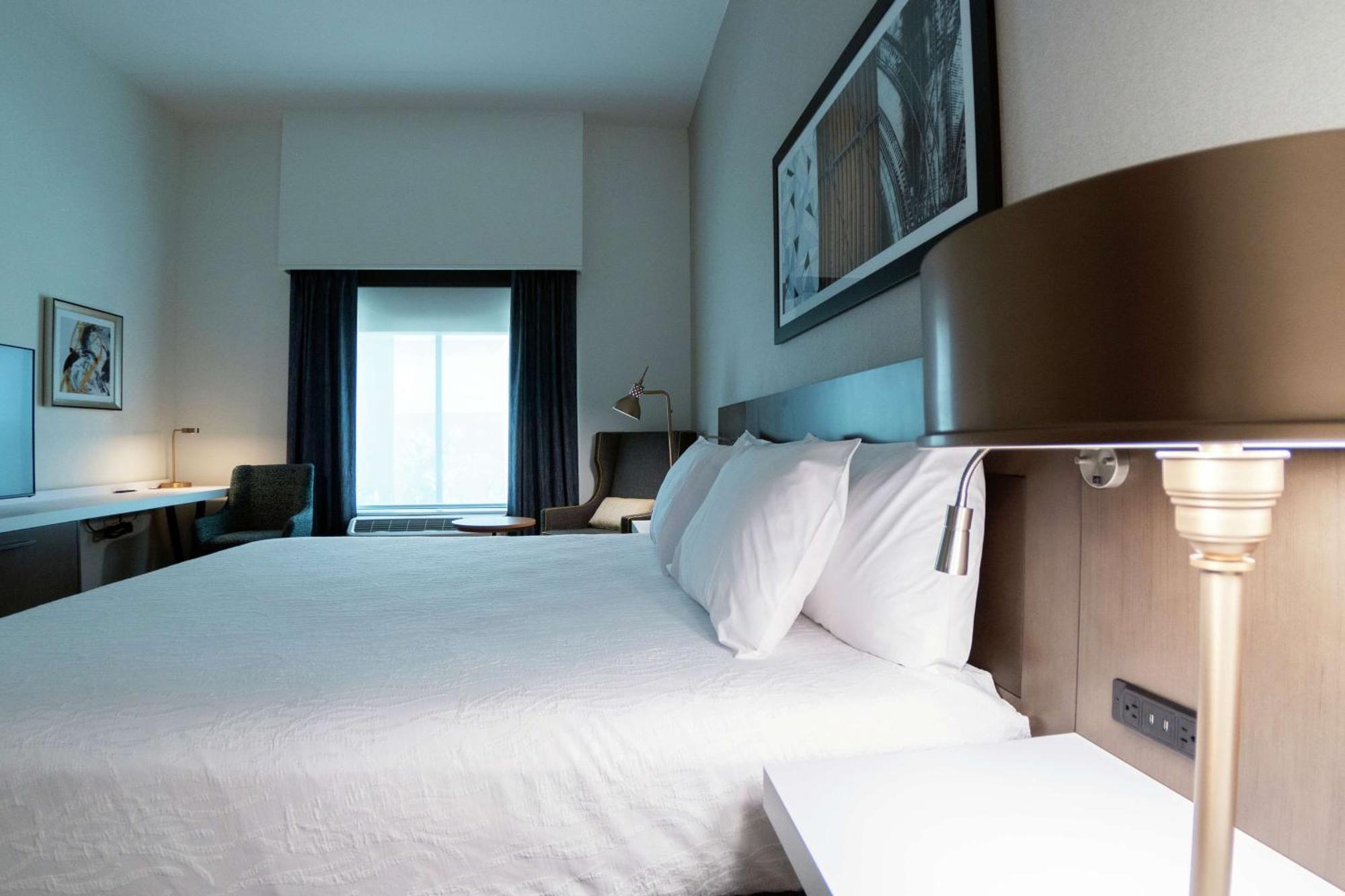 Hilton Garden Inn Spartanburg Bagian luar foto