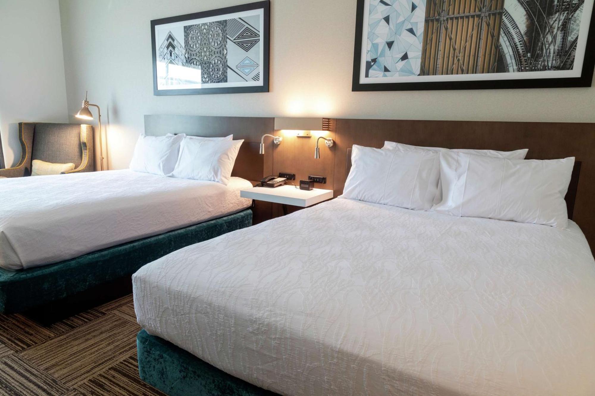 Hilton Garden Inn Spartanburg Bagian luar foto