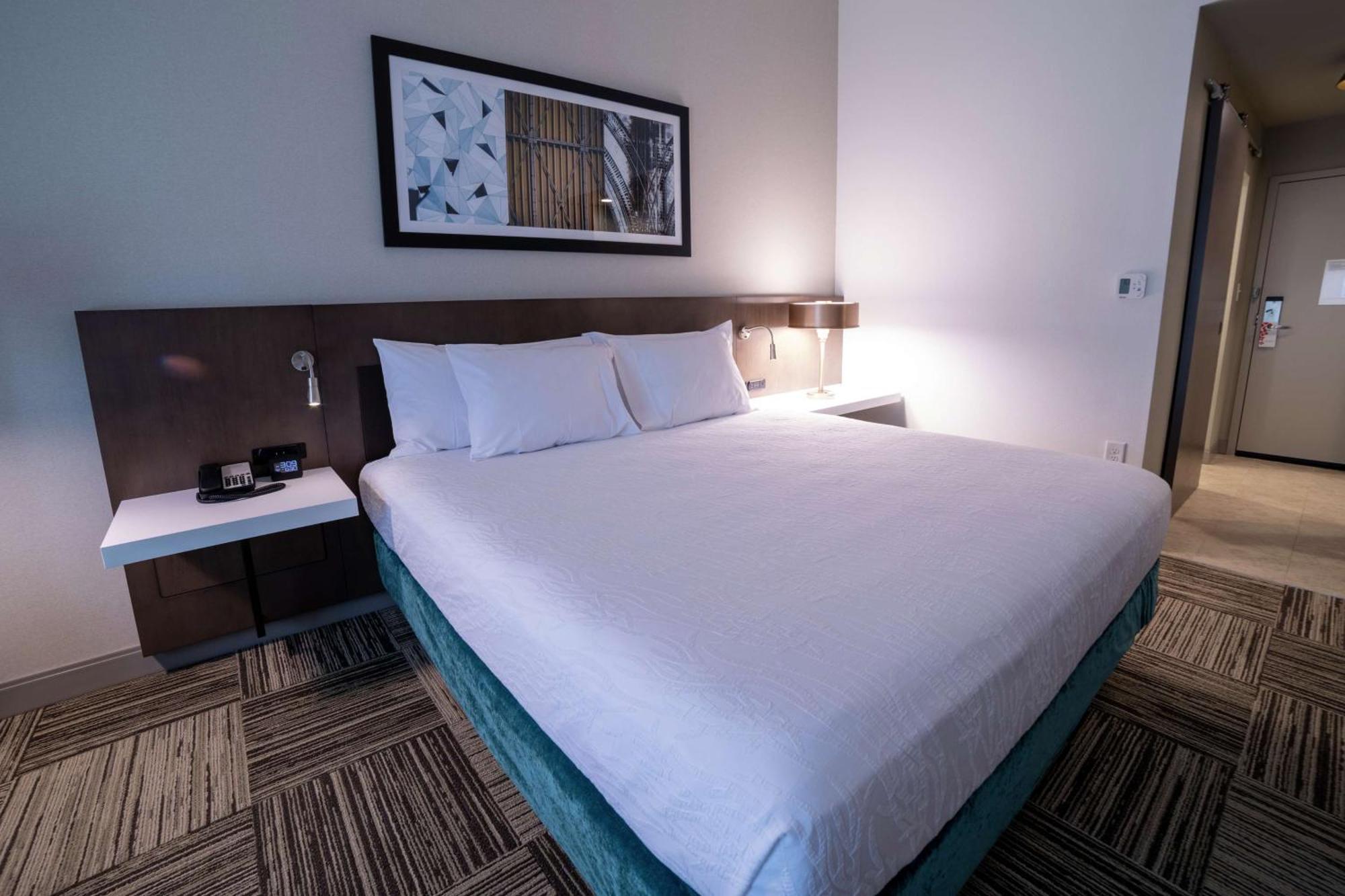 Hilton Garden Inn Spartanburg Bagian luar foto