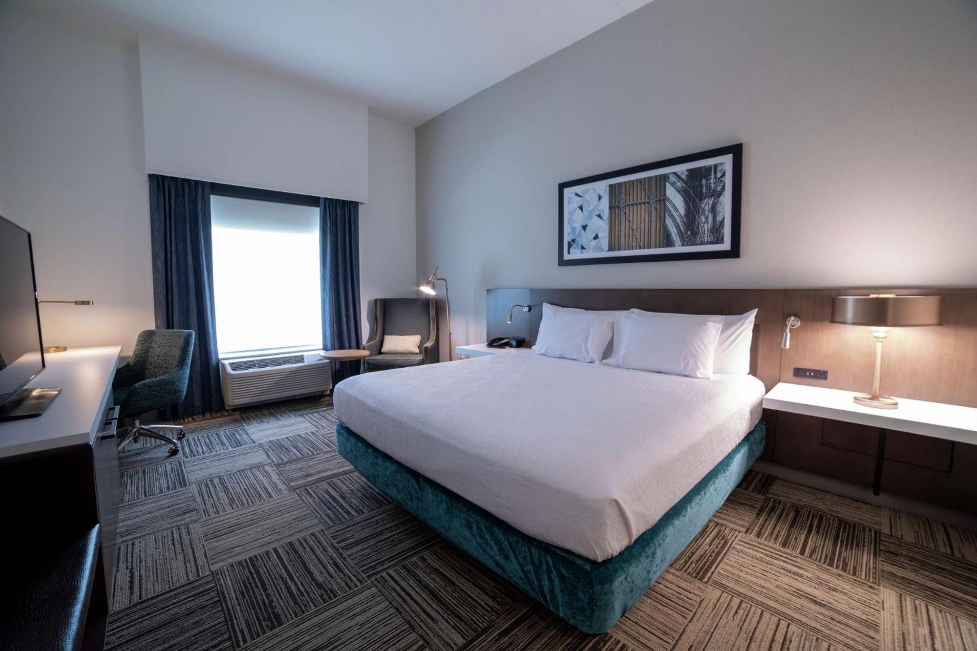 Hilton Garden Inn Spartanburg Bagian luar foto