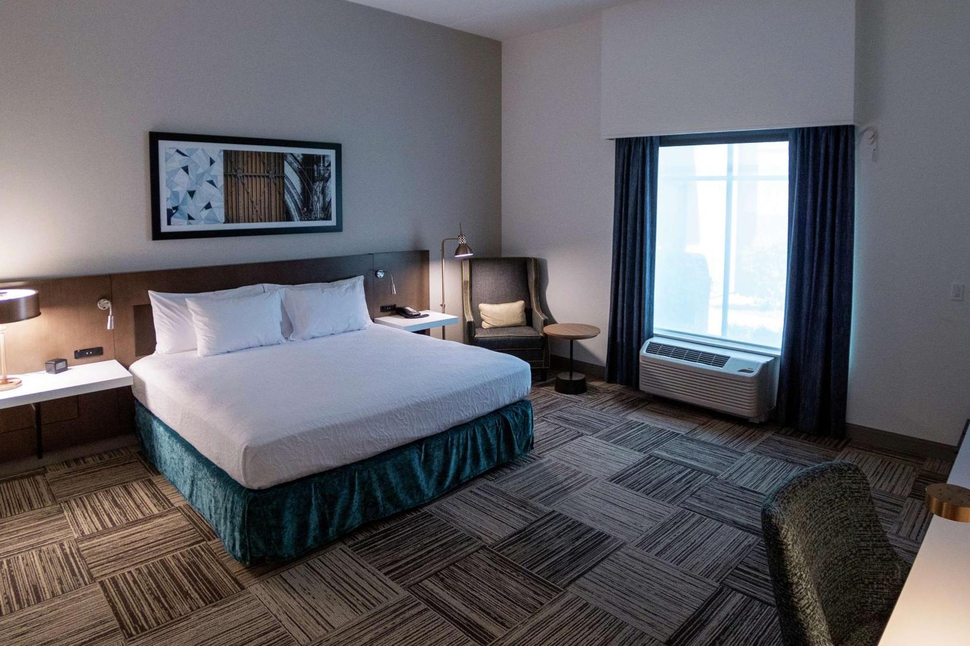 Hilton Garden Inn Spartanburg Bagian luar foto