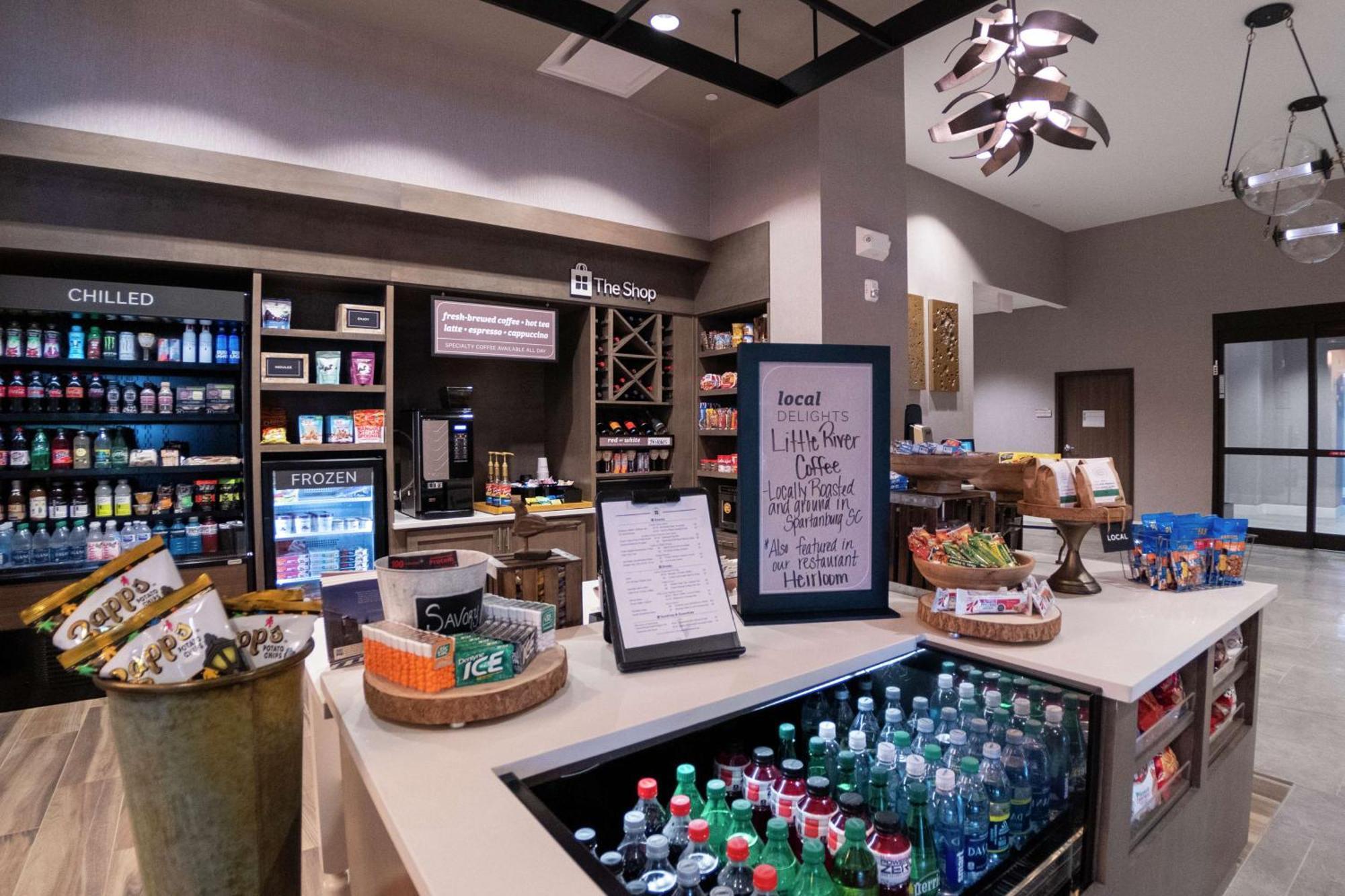 Hilton Garden Inn Spartanburg Bagian luar foto